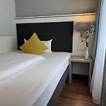 Mirage Zentrum 3*