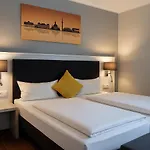 Hotel Mirage Zentrum 3*