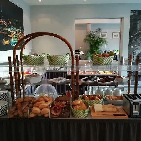 Mirage City Hotel Stuttgart Zentrum 3*
