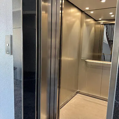 Hotel Mirage Zentrum 3*