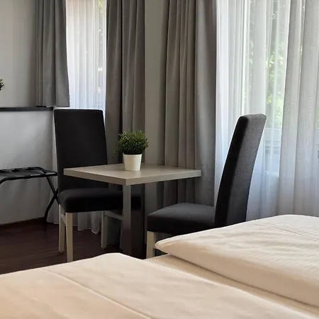 Mirage Zentrum 3* Estugarda