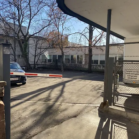 Hotel Mirage Zentrum 3*