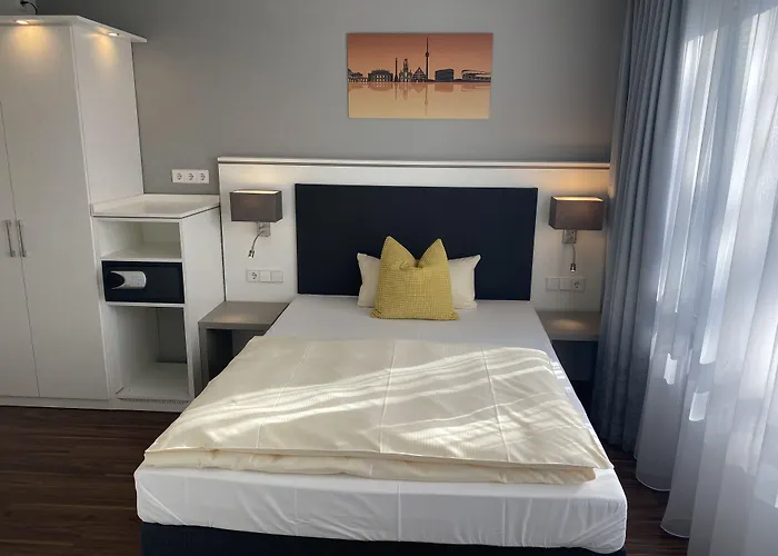 Mirage City Hotel Stuttgart Zentrum 3*